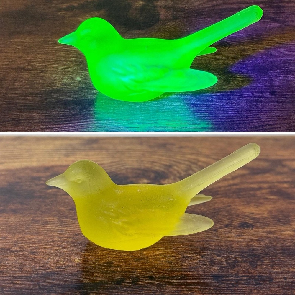Vtg Westmoreland Small Uranium Yellow Satin Glass Bird Figurine Glows 3.5"